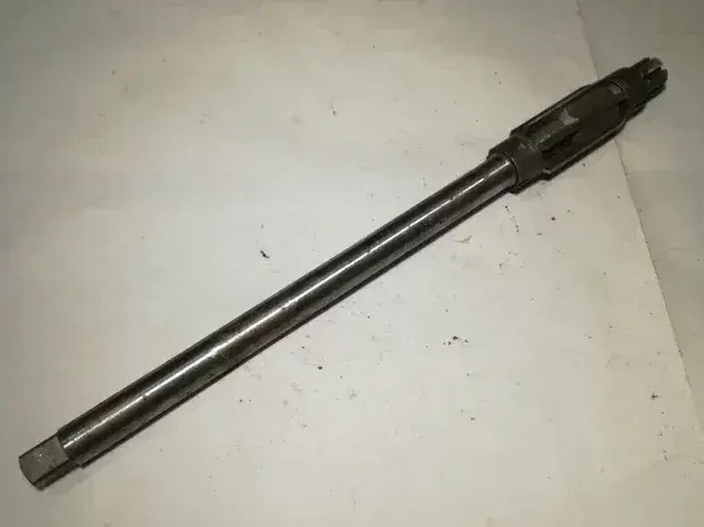 Ostali alati i mašine: Stelujuci razvrtac JAL 25mm H8 Prihvat cilindricni sa cetvrtkom na