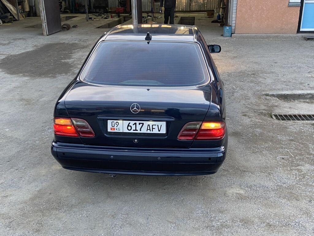 Mercedes-Benz E-Class: 2000 г., Седан: фото 5