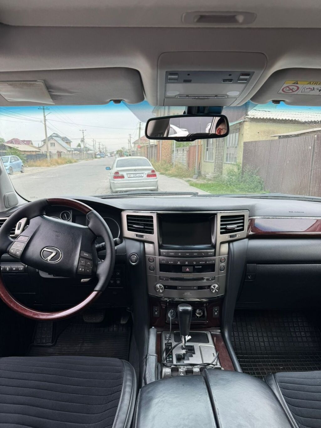 Lexus LX: 2013 г., 5.7 л, Автомат, Газ, Внедорожник: фото 8