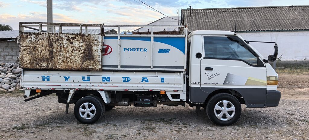 Hyundai Porter: 2002 г., 2.5 л, Механика, Дизель: фото 4