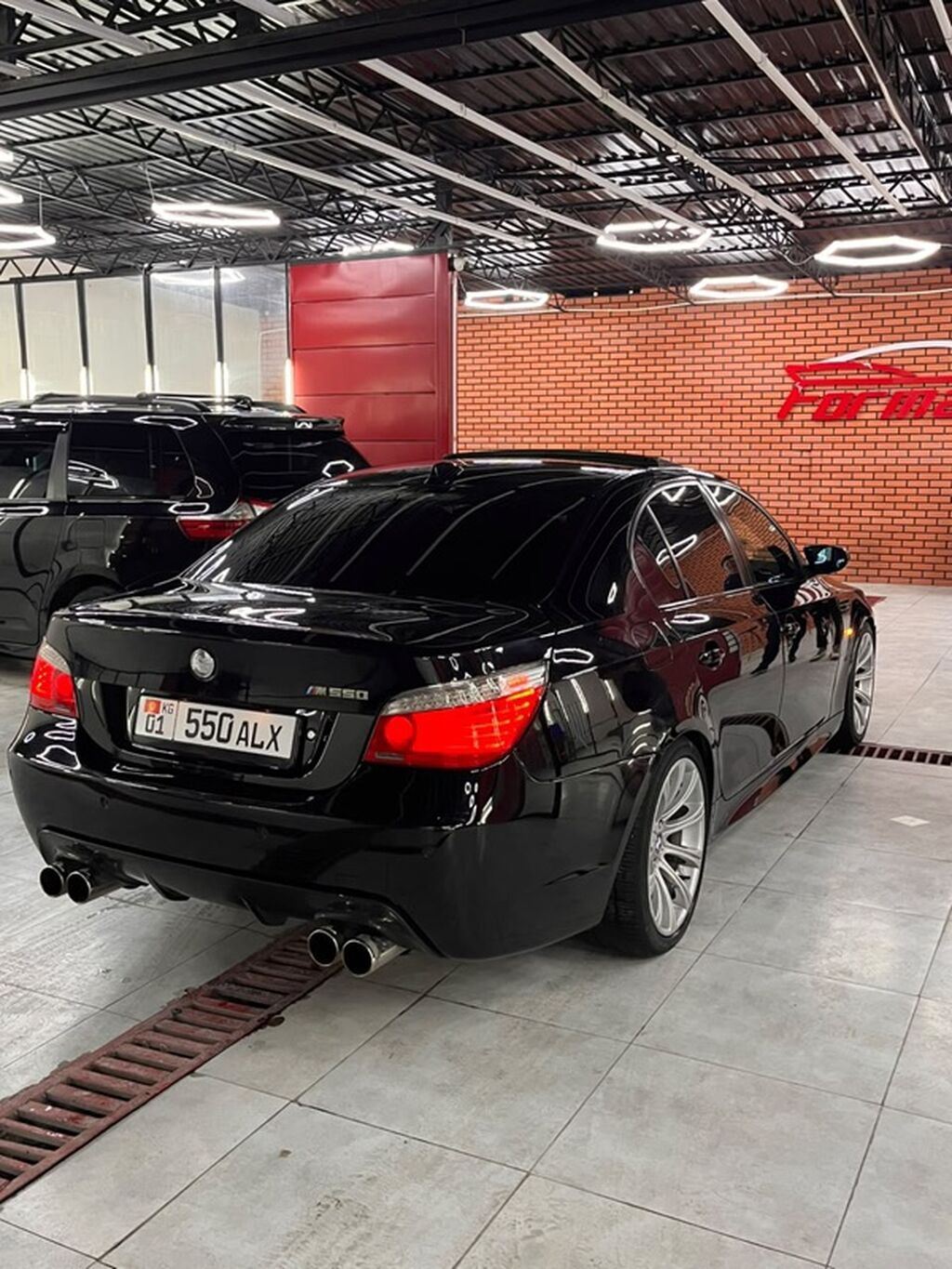 BMW 5 series: 2008 г., 4.8 л, Автомат, Бензин, Седан: фото 2