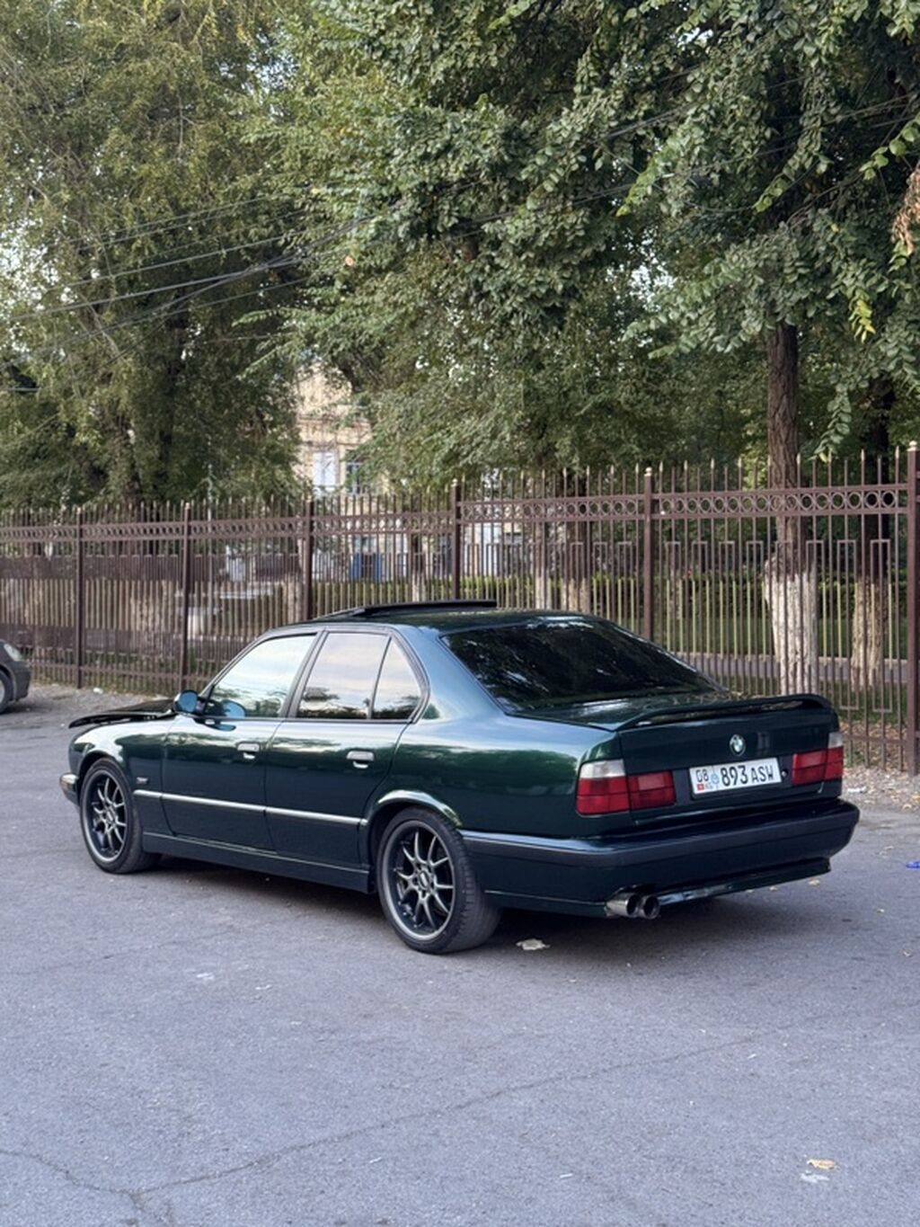 BMW 5 series: 1995 г., 2.8 л, Механика, Бензин, Седан: фото 2