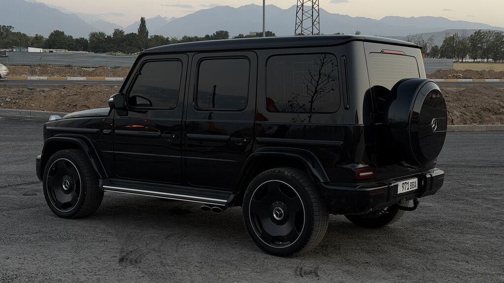 Mercedes-Benz G-Class: 2021 г., 4 л, Автомат, Бензин, Внедорожник: фото 3