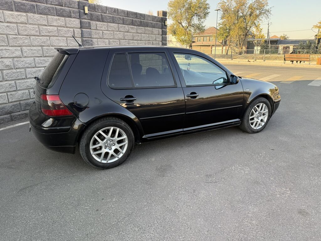 Volkswagen Golf: 2002 г., 2 л, Автомат, Бензин: фото 4