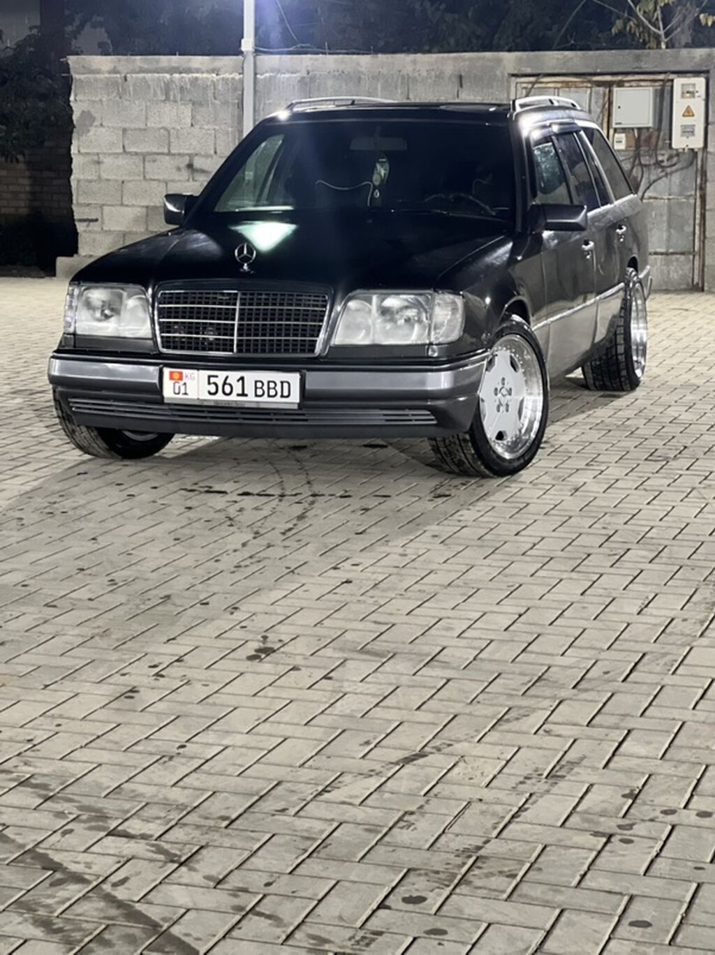 Mercedes-Benz W124: 1994 г., 2.2 л, Автомат, Бензин, Универсал: фото 1