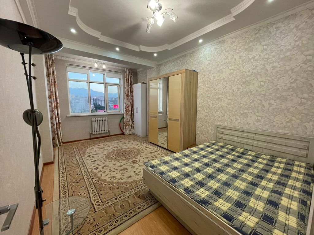 Сдается 1-комнатная квартира в 4-м микрорайоне - зеленый, спокойный: фото 1
