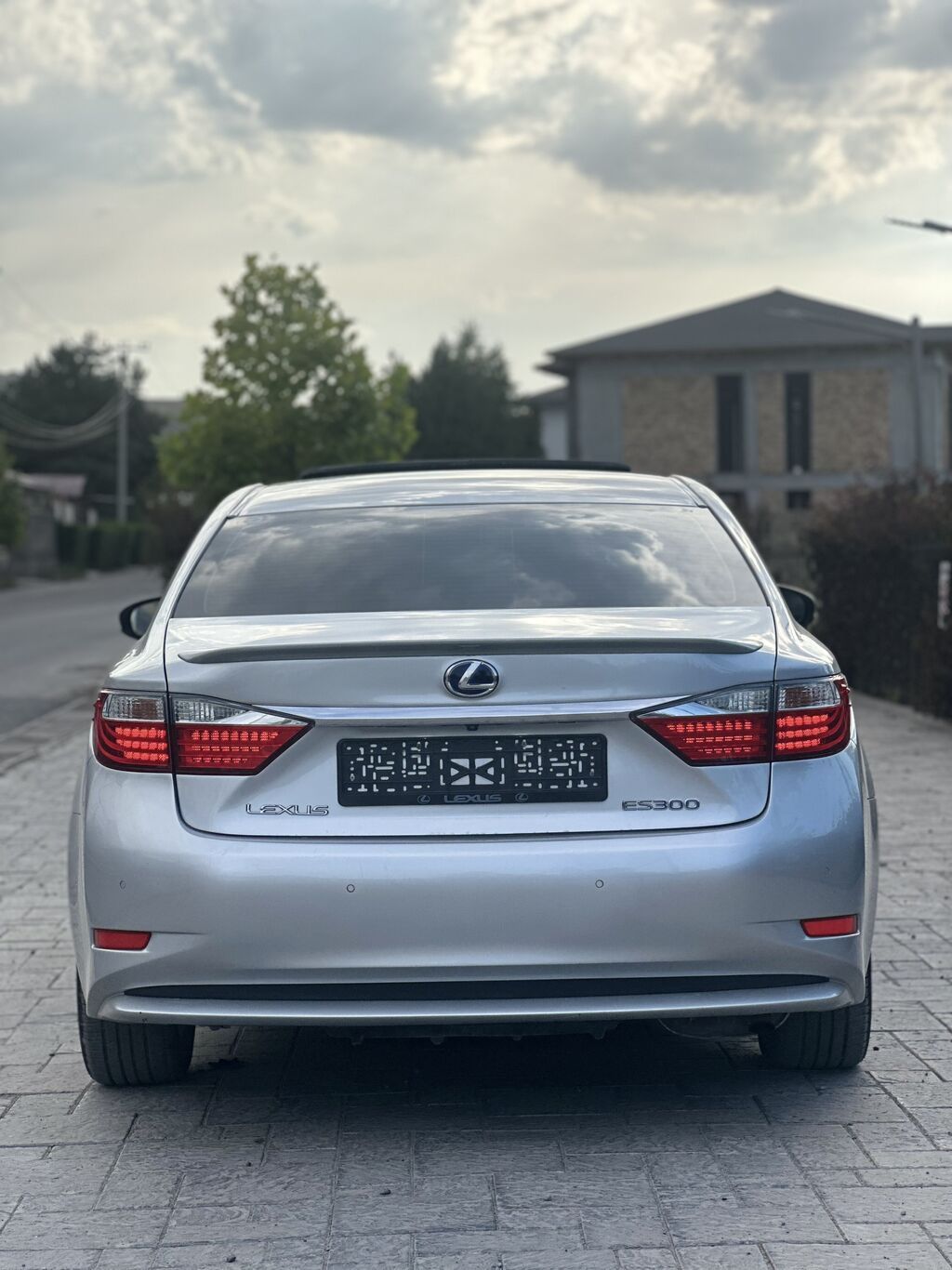 Lexus ES: 2014 г., 2.5 л, Автомат, Гибрид, Седан — фото 5