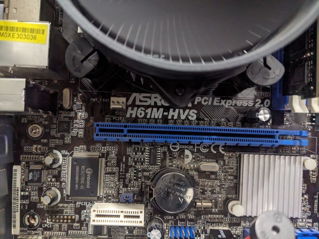 Компьютер, ядер - 2, ОЗУ 6 ГБ, Для несложных задач, Б/у, Intel Pentium, Встроенная видеокарта, SSD — фото 6
