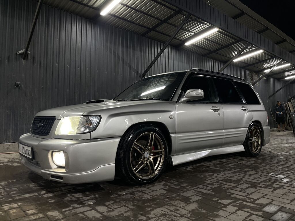 Subaru Forester: 2000 г., 2 л, Автомат, Бензин, Универсал: фото 2