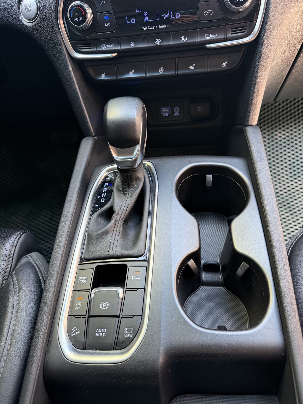 Hyundai Santa Fe: 2019 г., 2 л, Автомат, Дизель, Внедорожник: фото 8