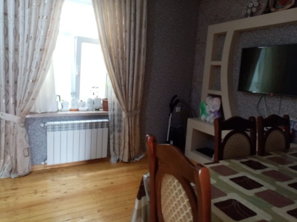 Yeni Ramana 5 otaqlı, 110 kv. m, Yeni təmirli