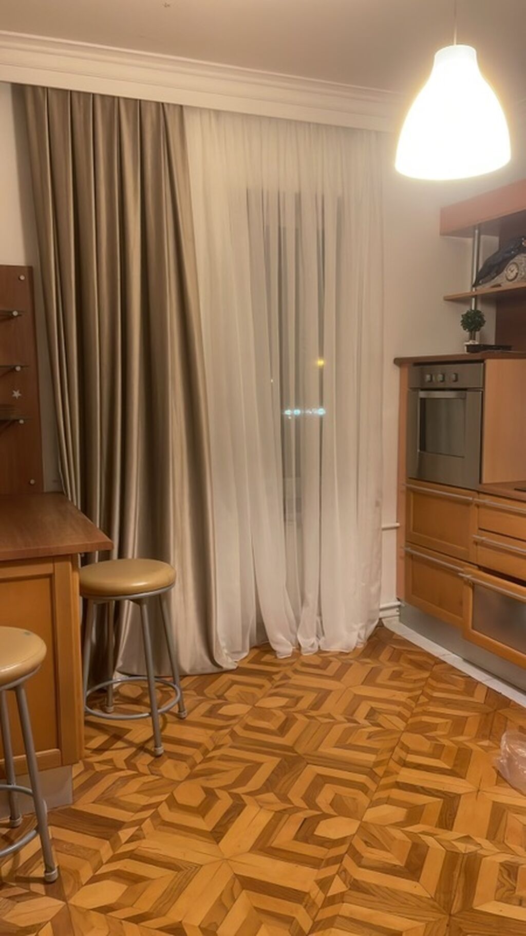 3 otaqlı, 100 kv. m