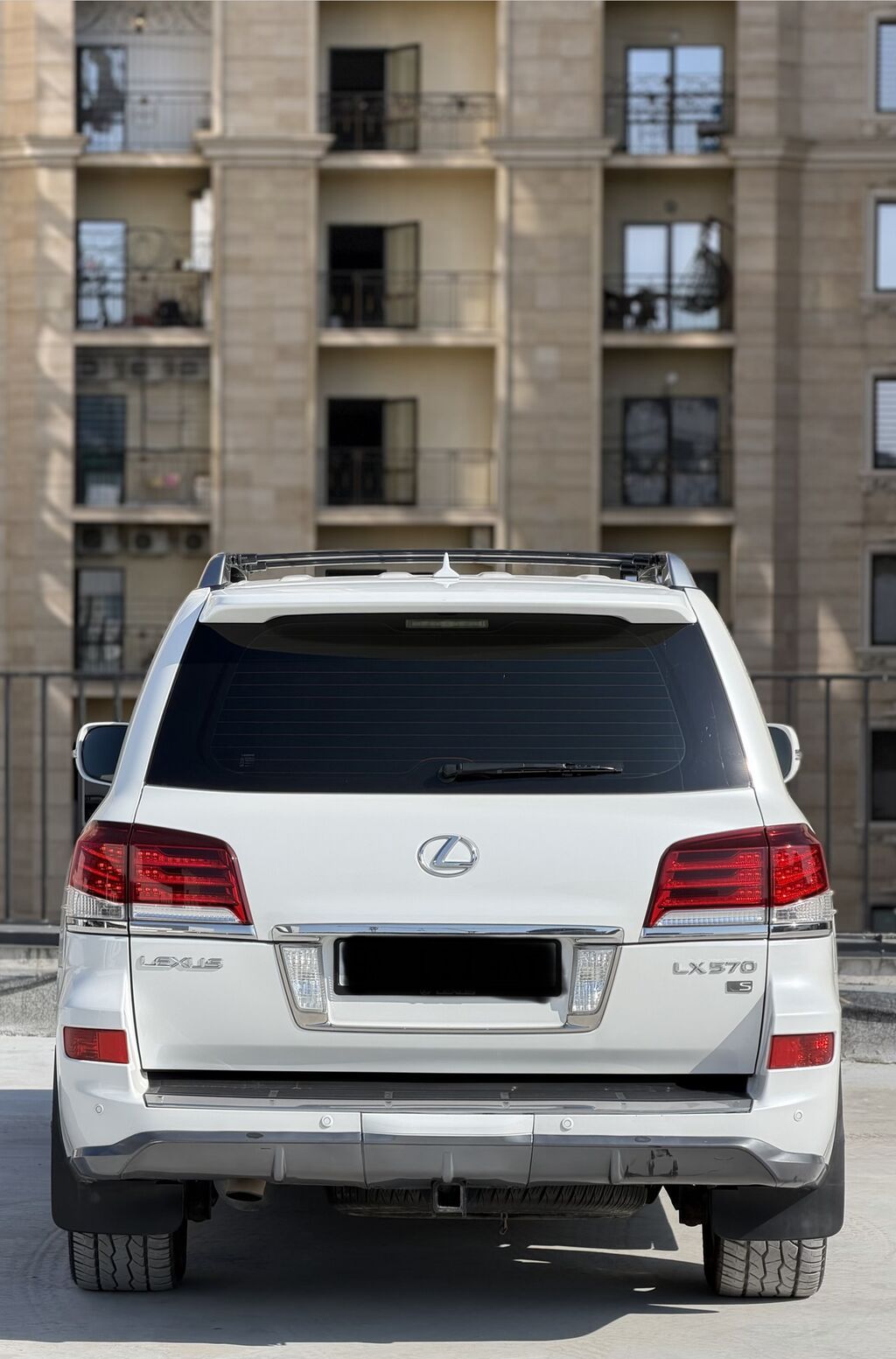 Lexus LX: 2014 г., 5.7 л, Автомат, Газ, Внедорожник: фото 6