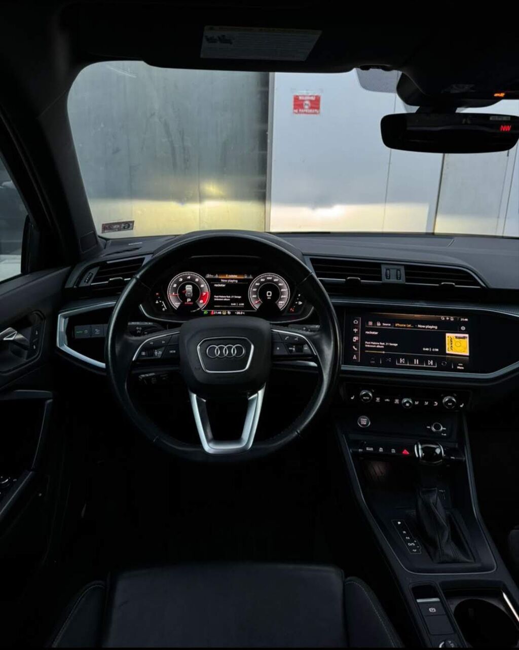 Audi Q3: 2020 г., 2 л, Автомат, Бензин, Кроссовер: фото 3