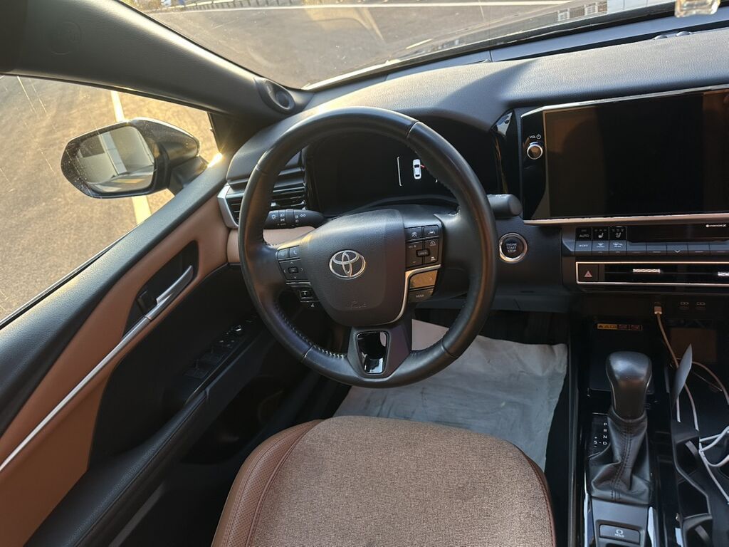 Toyota Camry: 2024 г., 2.5 л, Автомат, Бензин, Седан: фото 6