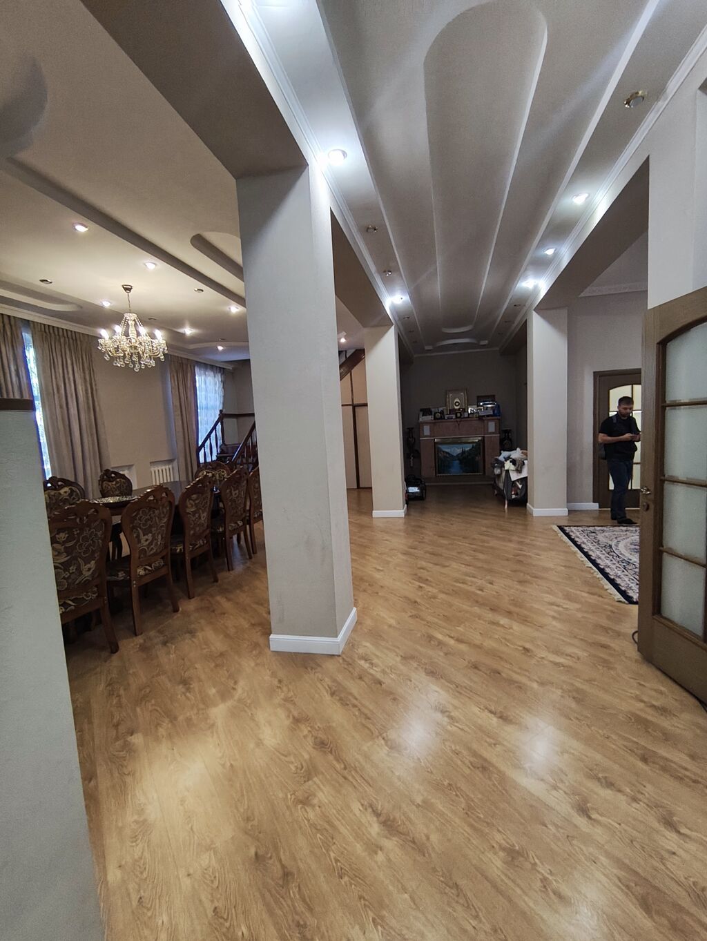6 комнат, 245 м², 7 соток, Бишкек, ул. Баялинова / Орозбекова Риэлтор: фото 4