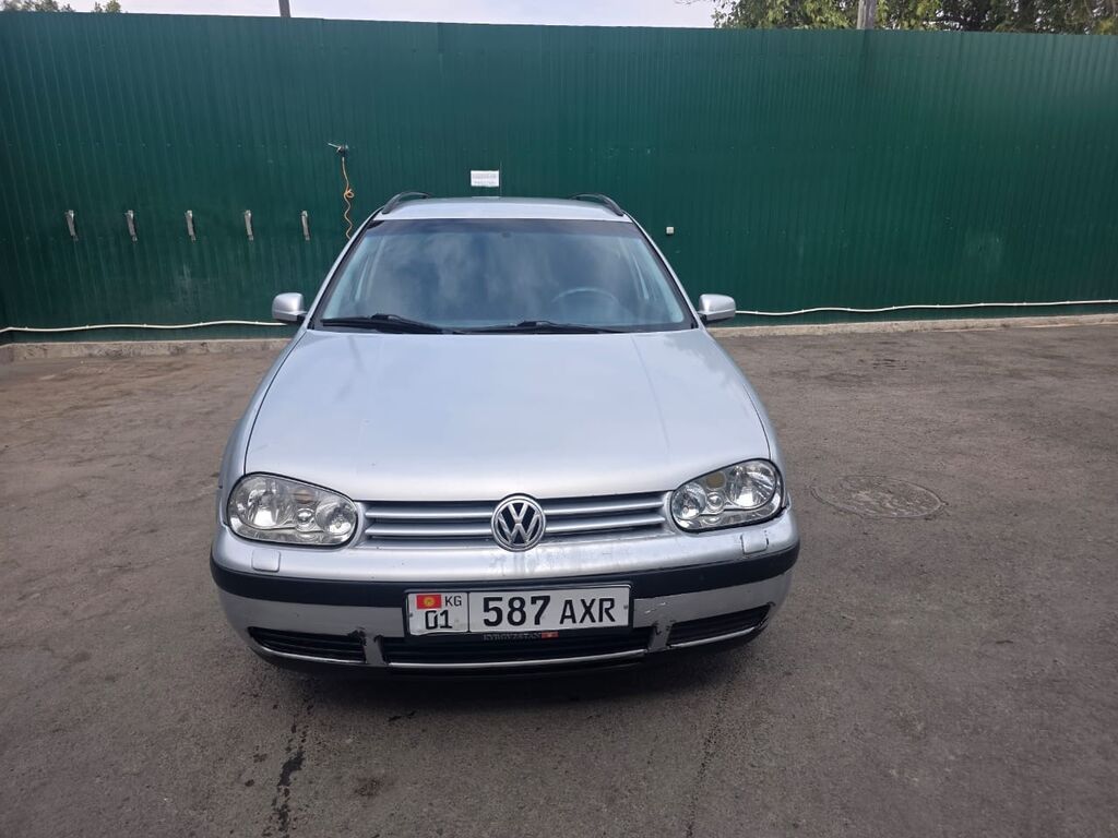 Volkswagen Golf Variant: 2002 г., 1.8 л, Механика, Бензин, Универсал: фото 5