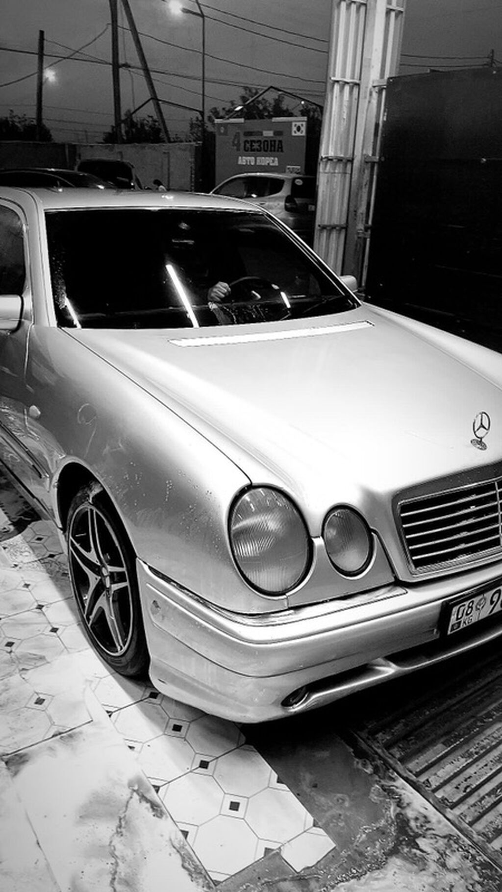 Mercedes-Benz E-Class: 1997 г., 3.2 л, Автомат, Газ, Седан: фото 2