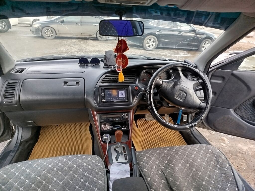 Honda Accord: 2000 г., 2 л, Автомат, Бензин, Седан: фото 7