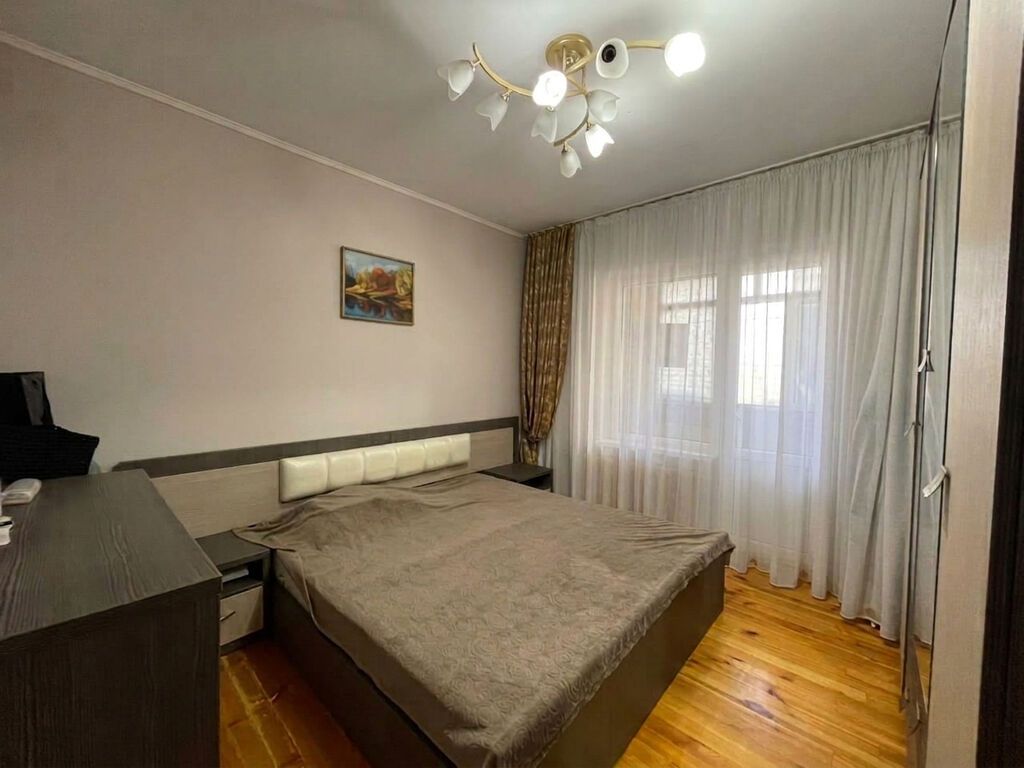 3 комнаты, 74 м², 12 мкр 105 серия, 1 этаж, Косметический ремонт: фото 3