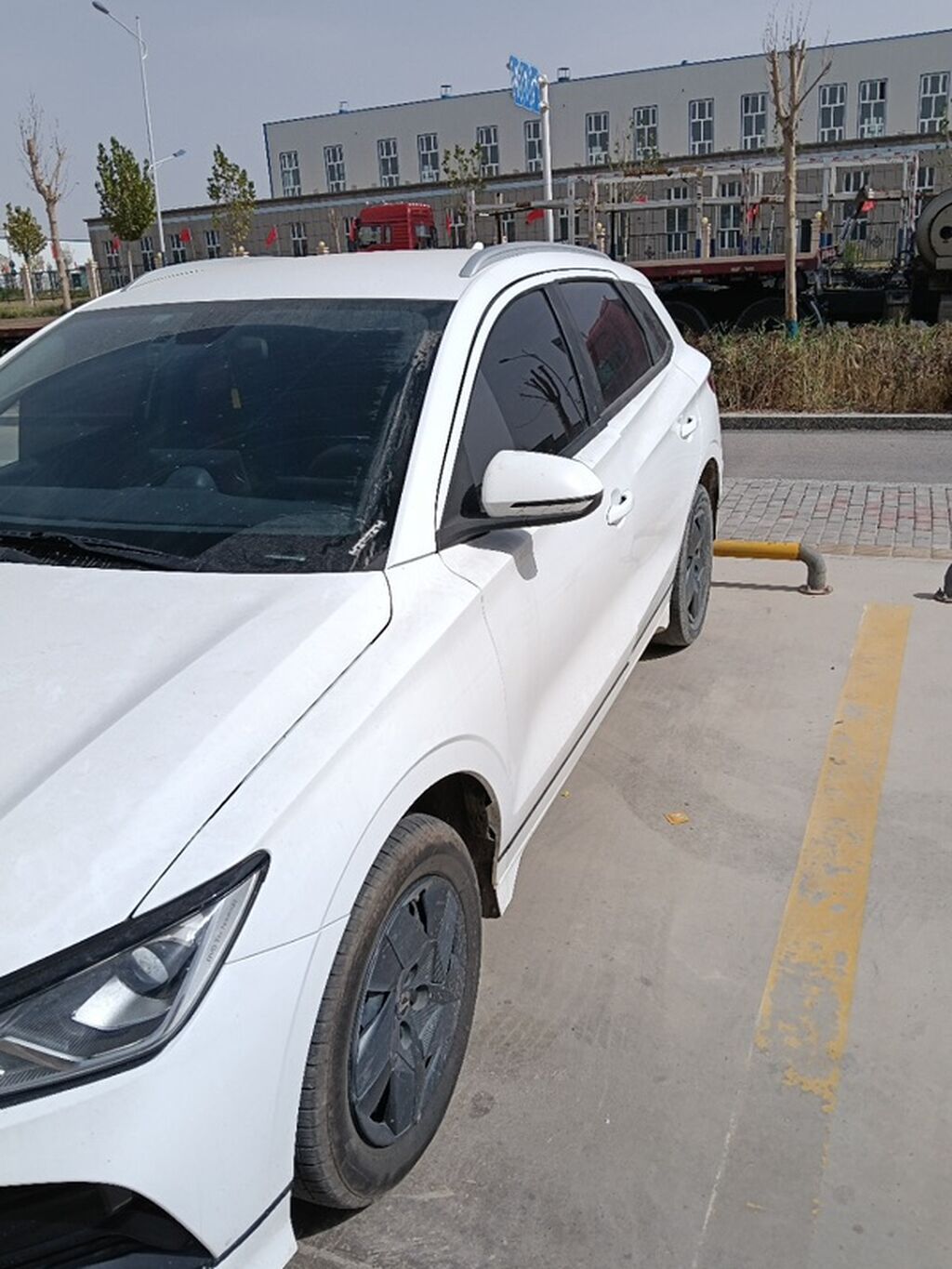BYD E2: 2024 г., Автомат, Электромобиль, Хэтчбэк: фото 3