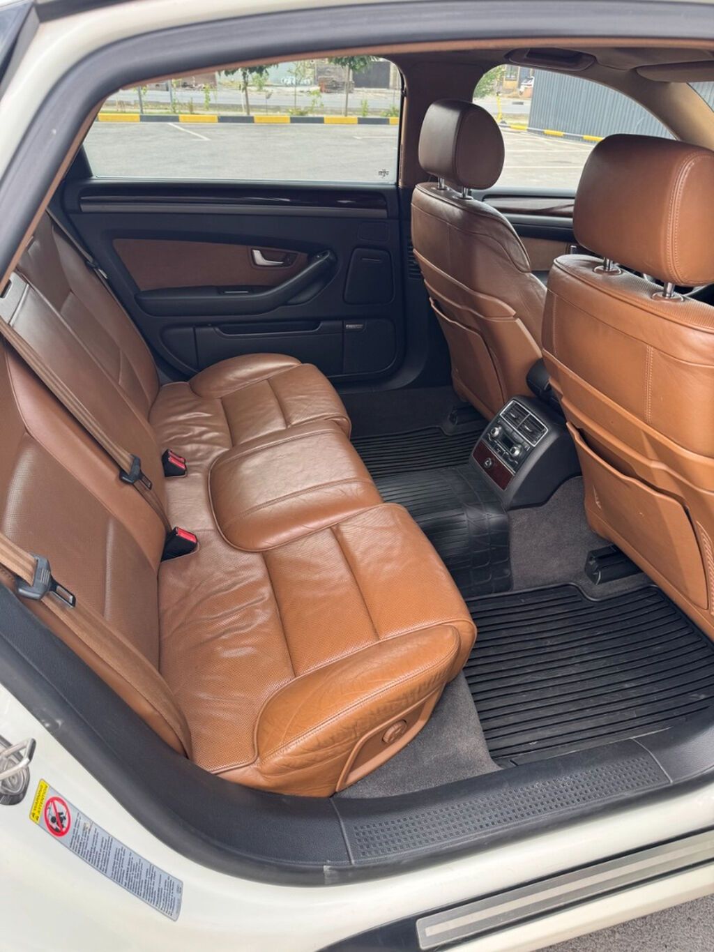 Audi A8: 2006 г., 4.2 л, Автомат, Бензин, Седан: фото 4