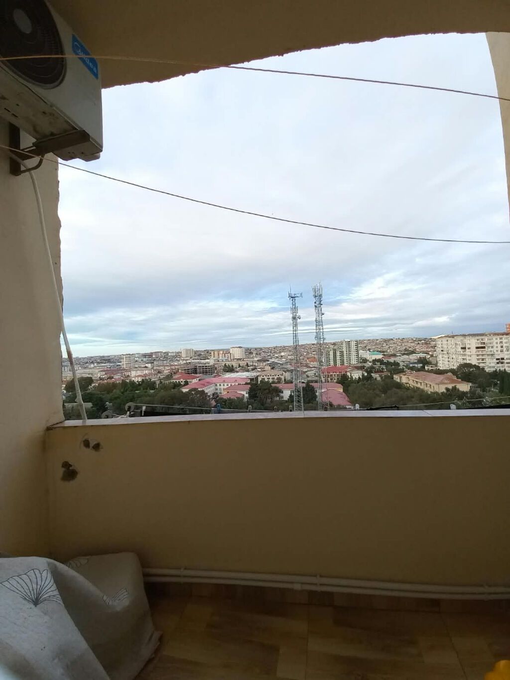 3 otaqlı, Yeni tikili, 80 kv. m
