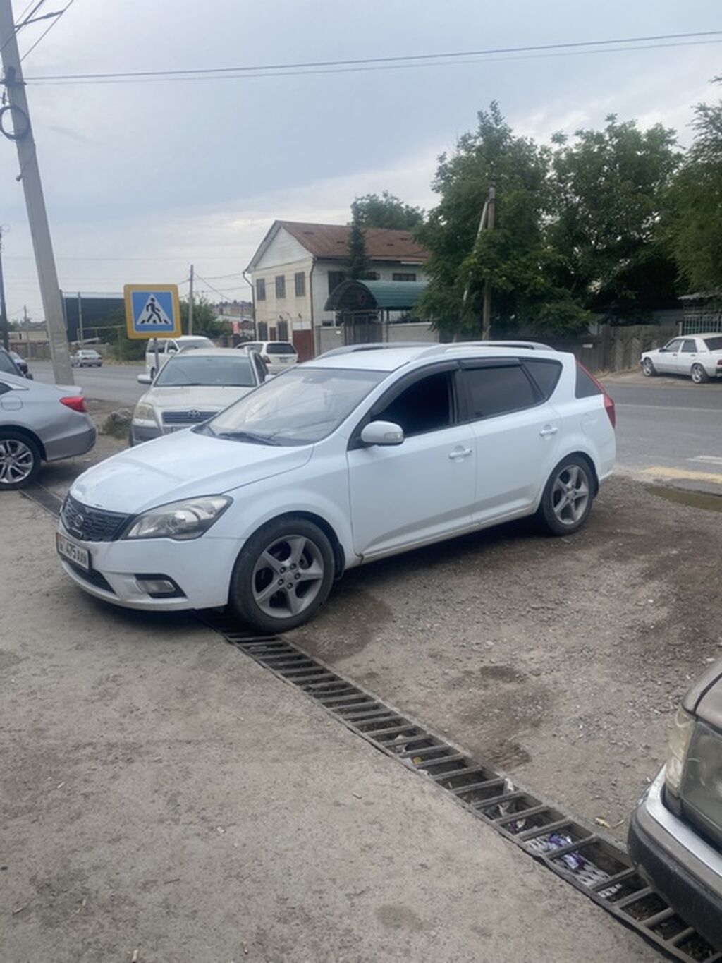Kia Ceed: 2010 г., 1.6 л, Автомат, Бензин, Универсал: фото 4