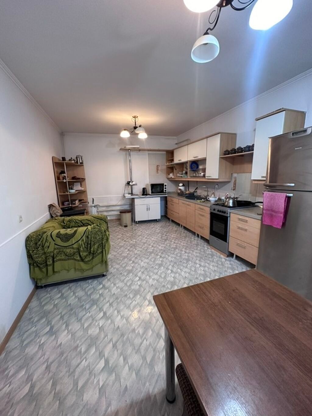 4 комнаты, 130 м², 5 соток, Бишкек, Агентство недвижимости: фото 2