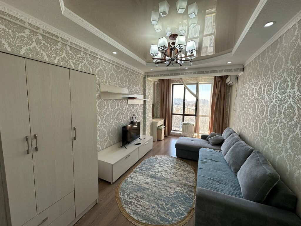 1 комната, 5 мкр Риэлтор, Без животных, от 1 года, С мебелью полностью: фото 2