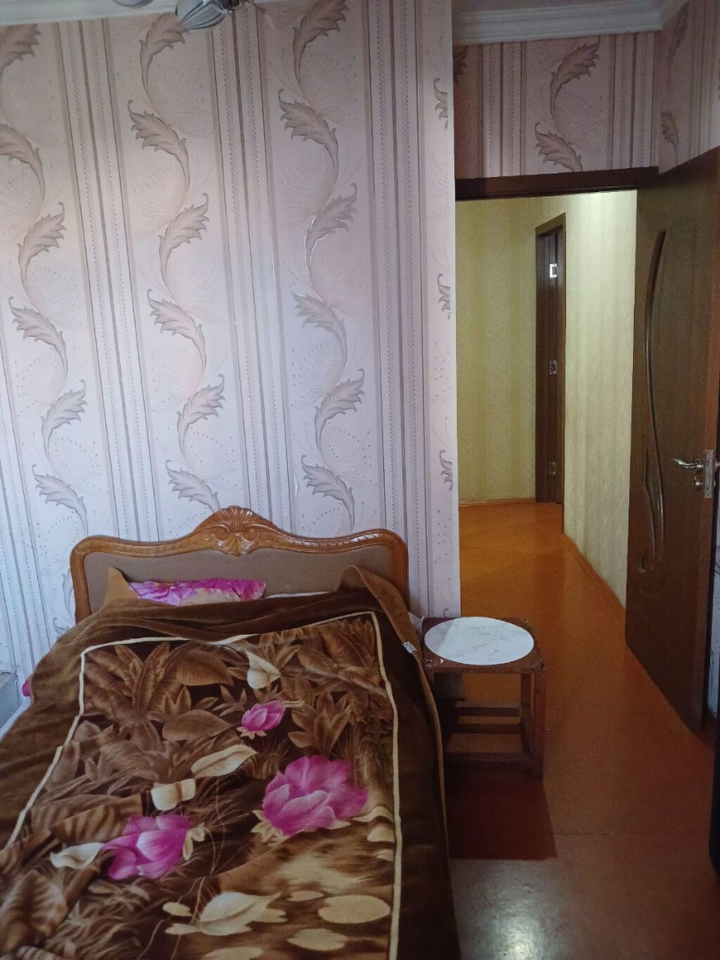 Bakı, 8-ci mikrorayon, 2 otaqlı, Köhnə tikili, m. Azadlıq Prospekti, 45 kv. m