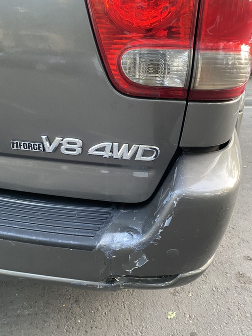 Toyota Sequoia: 2005 г., 4.7 л, Автомат, Бензин, Внедорожник: фото 8