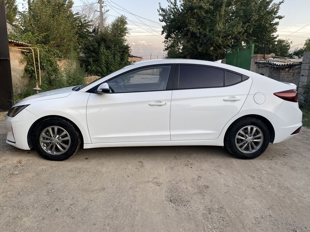 Hyundai Avante: 2019 г., 1.6 л, Автомат, Газ, Седан: фото 6