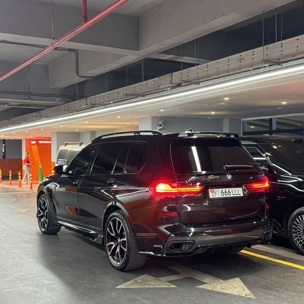 BMW X7: 2019 г., 3 л, Автомат, Бензин, Внедорожник: фото 3