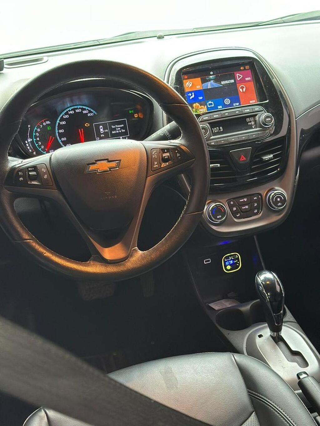 Chevrolet Spark: 2018 г., 1 л, Автомат, Бензин, Хэтчбэк: фото 5