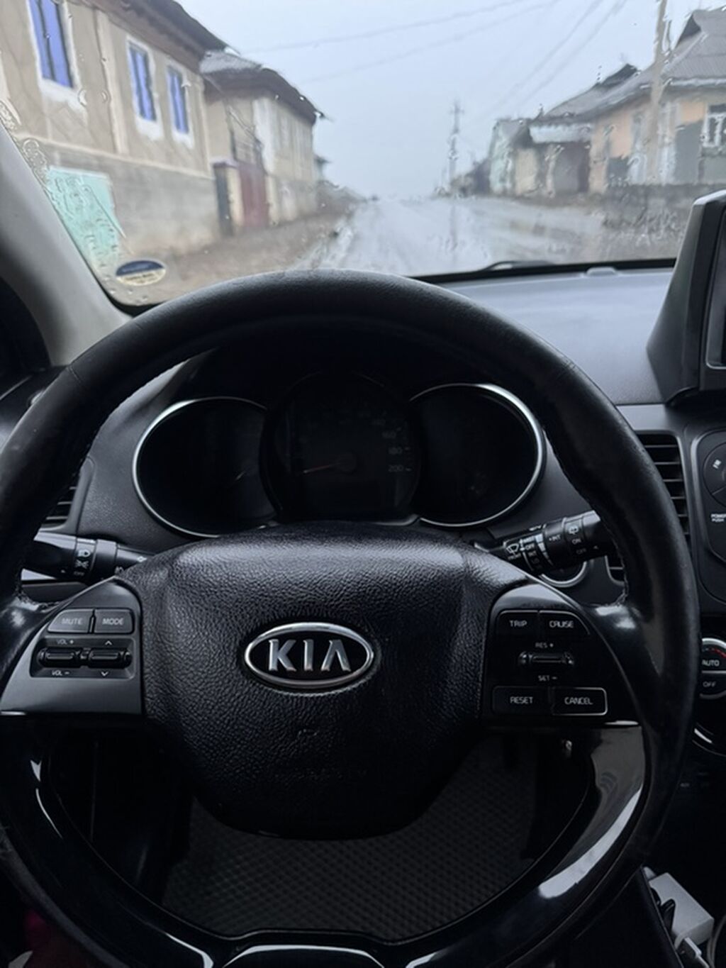 Kia Morning: 2015 г., 0.1 л, Автомат, Бензин, Хэтчбэк: фото 6