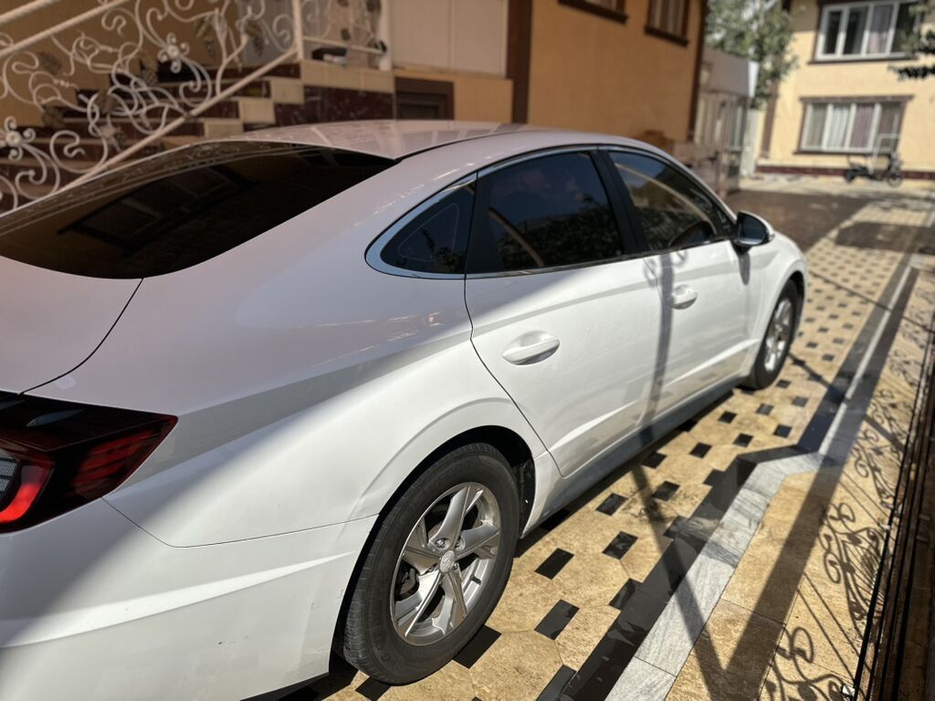 Hyundai Sonata: 2019 г., 2 л, Автомат, Бензин, Седан: фото 2
