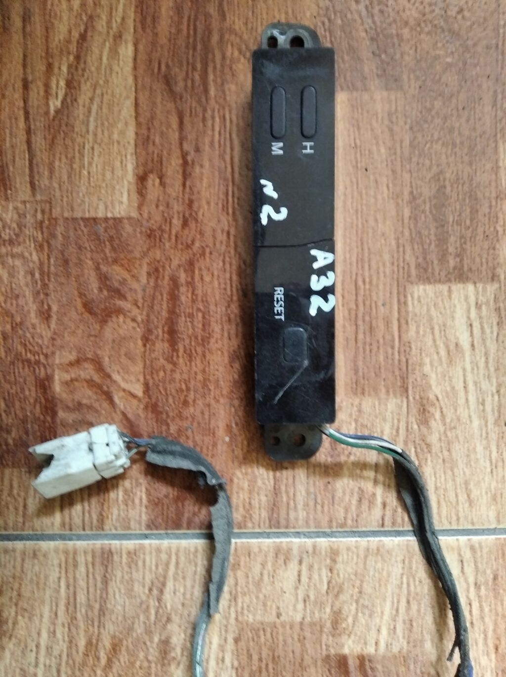 Nissan Cefiro А32 часы на переднюю: 1000 KGS Другие автозапчасти ...