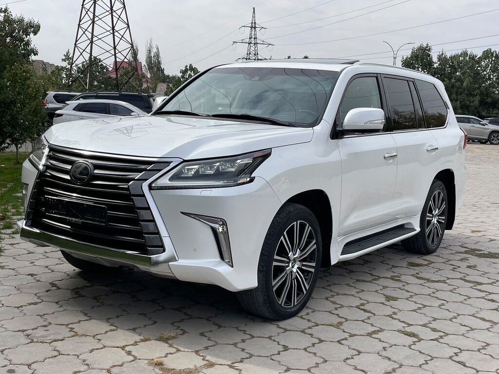 Lexus LX: 2017 г., 5.7 л, Автомат, Бензин, Внедорожник: фото 3