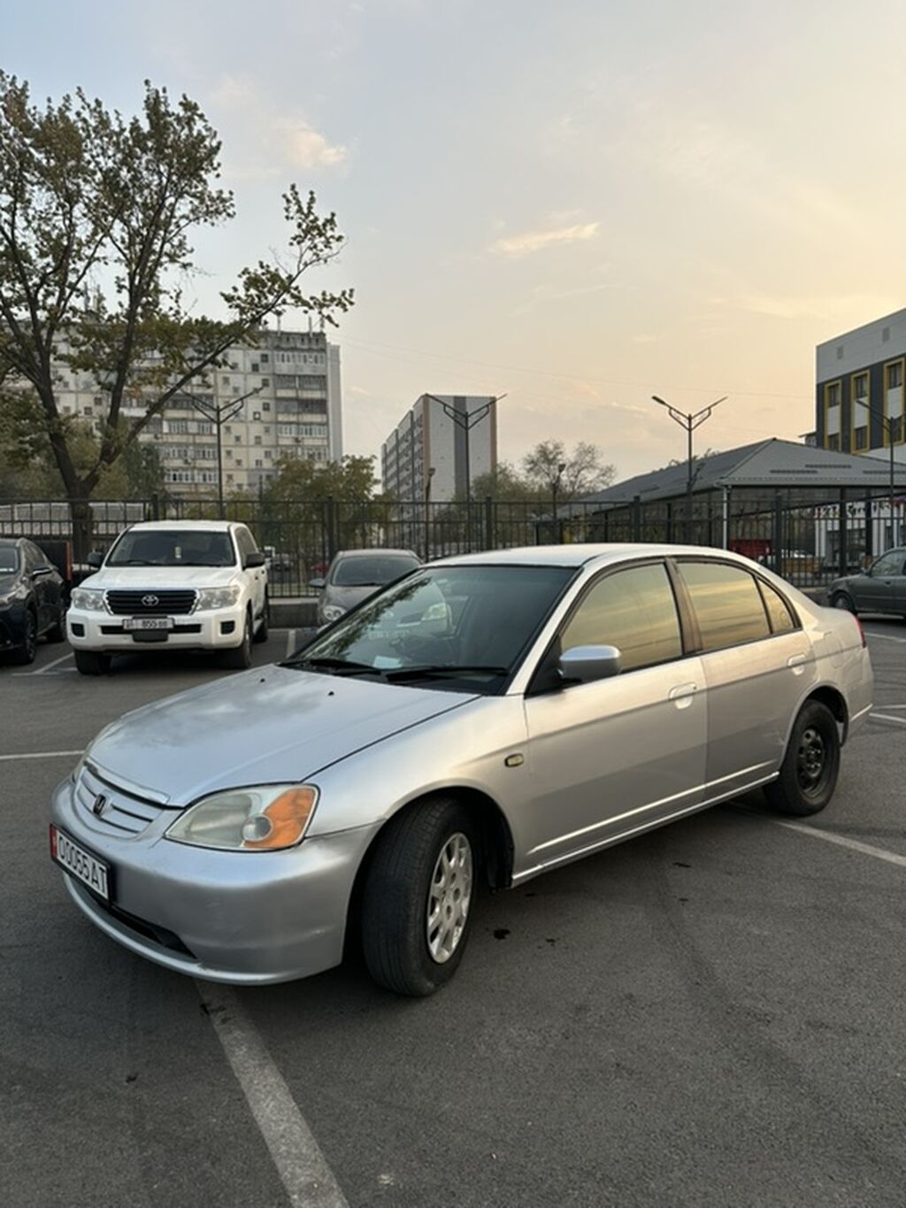 Honda Civic: 2002 г., Бензин, Седан: фото 5