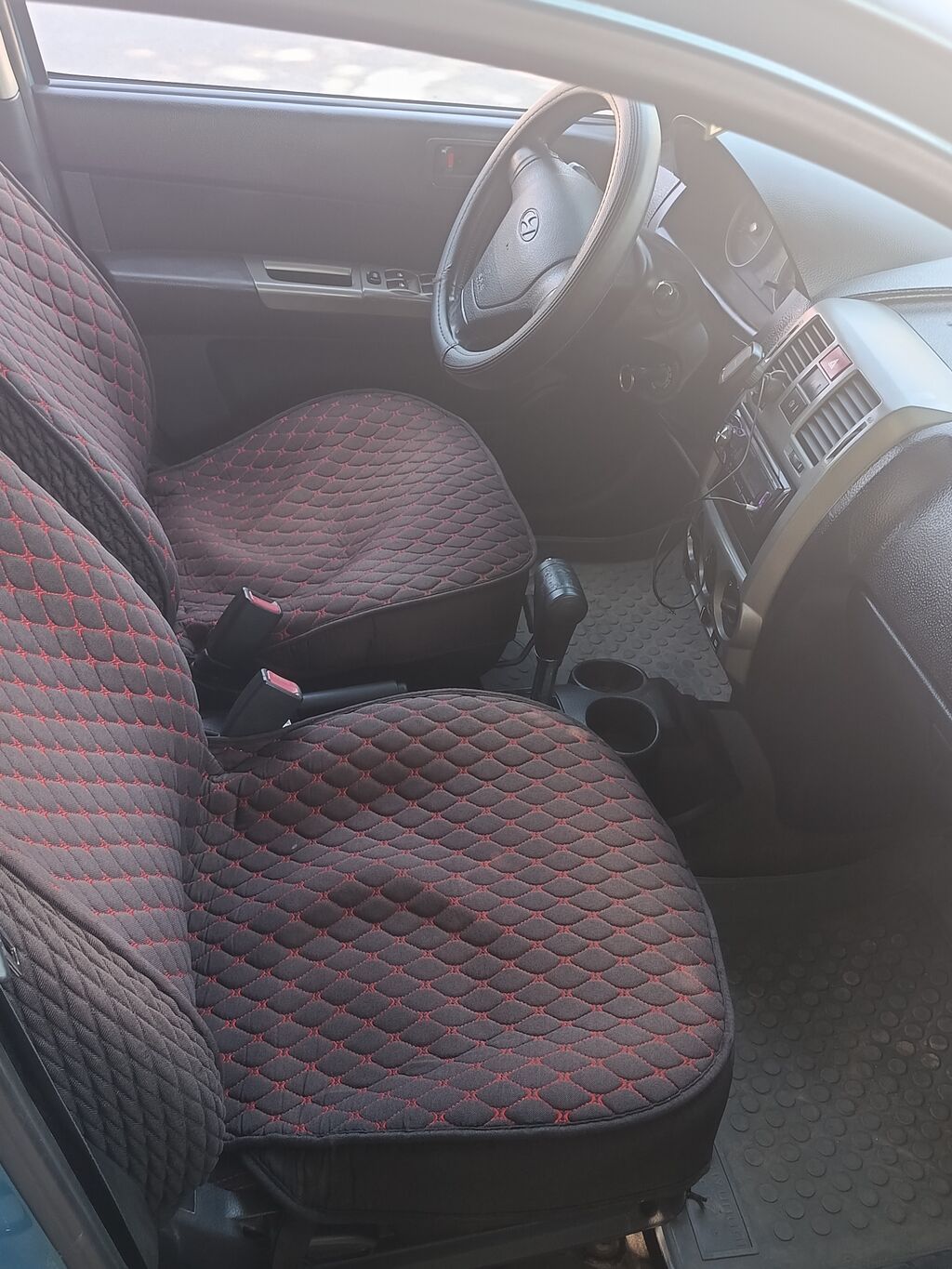 Hyundai Getz: 2005 г., 1.6 л, Автомат, Бензин, Хэтчбэк: фото 3