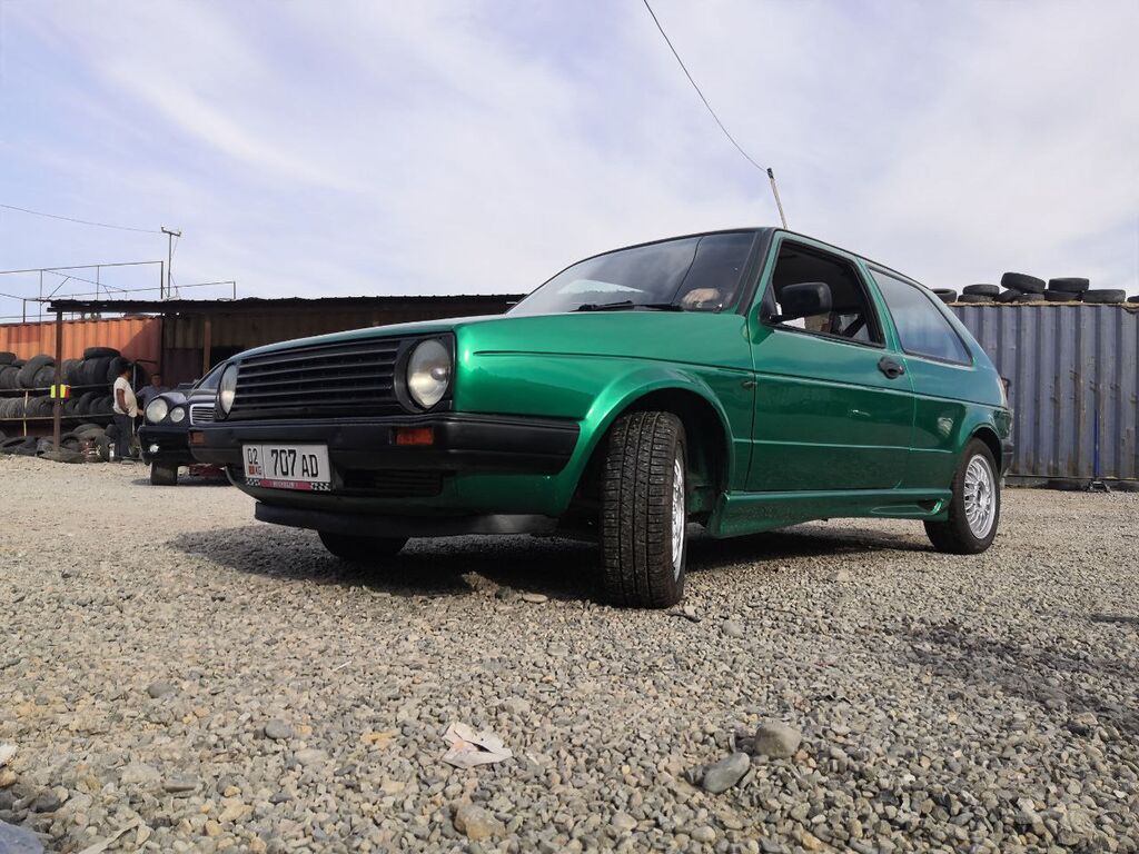 Volkswagen Golf: 1989 г., 1.8 л, Механика, Бензин, Купе: фото 2