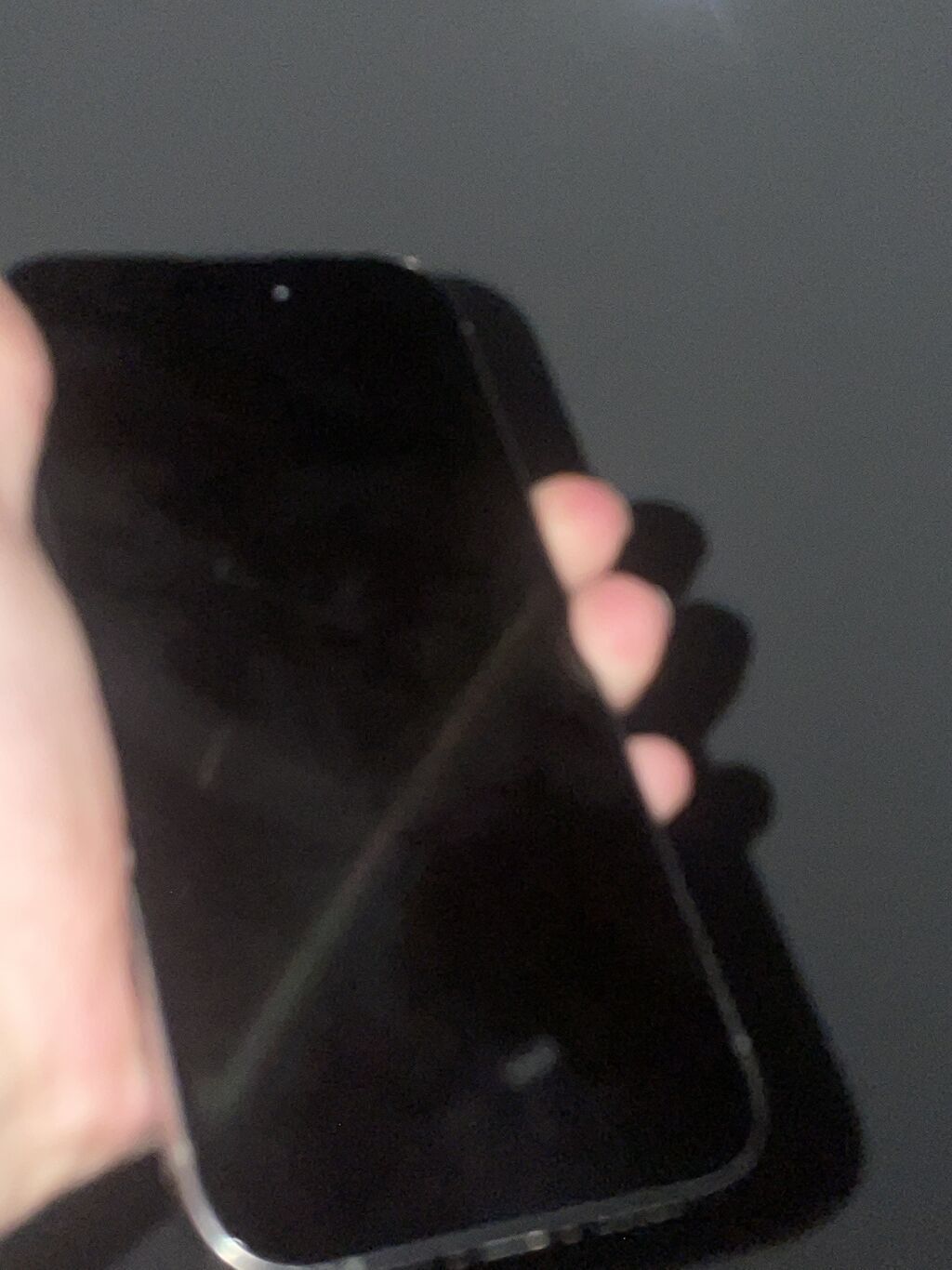 IPhone 15 Pro, Б/у, 256 ГБ, Natural Titanium, Чехол, 80 %: фото 2