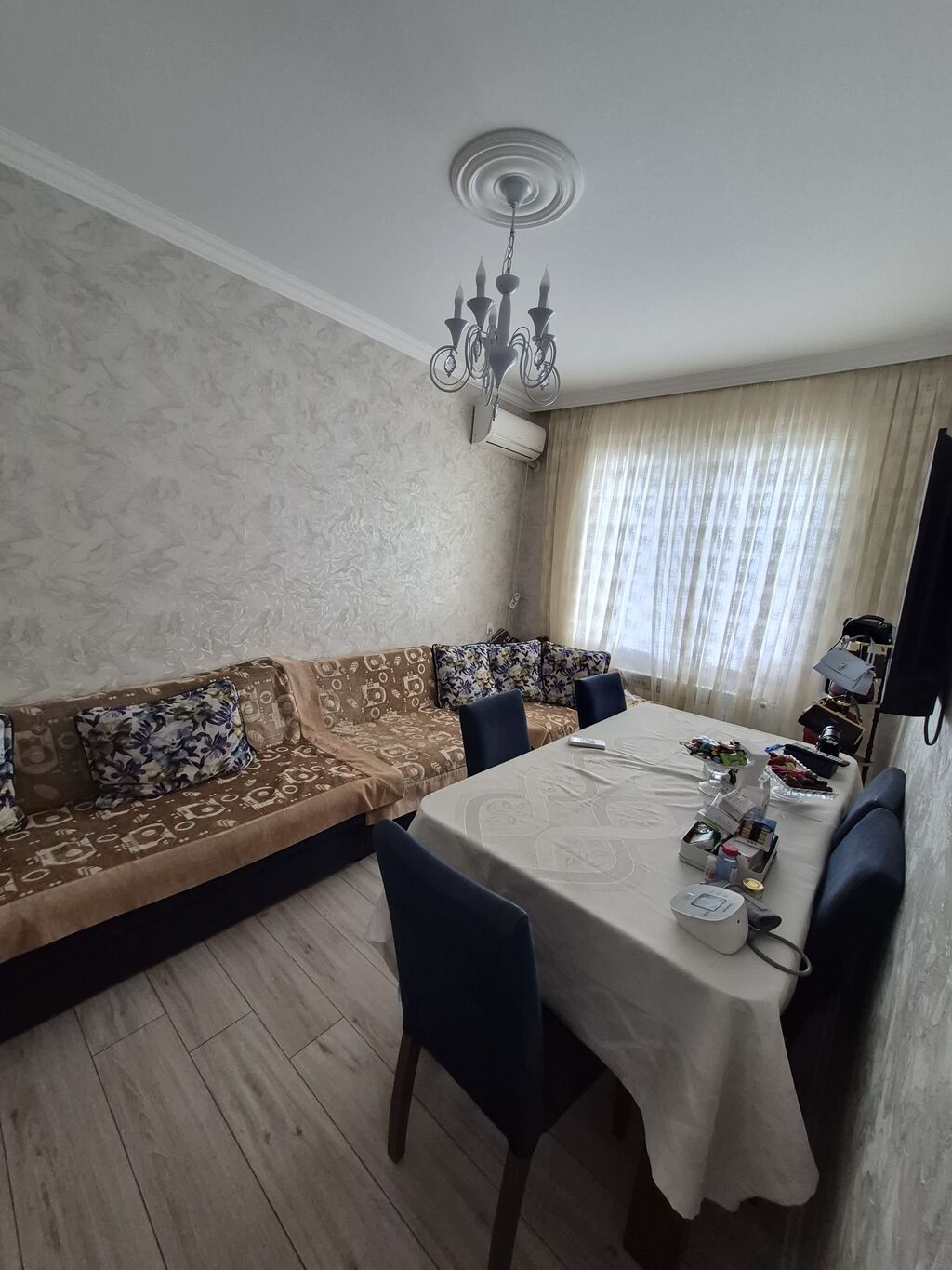 Masazir 569 n avtobusun son dayanacagi avtobusa 80 m 2 otaq temirli