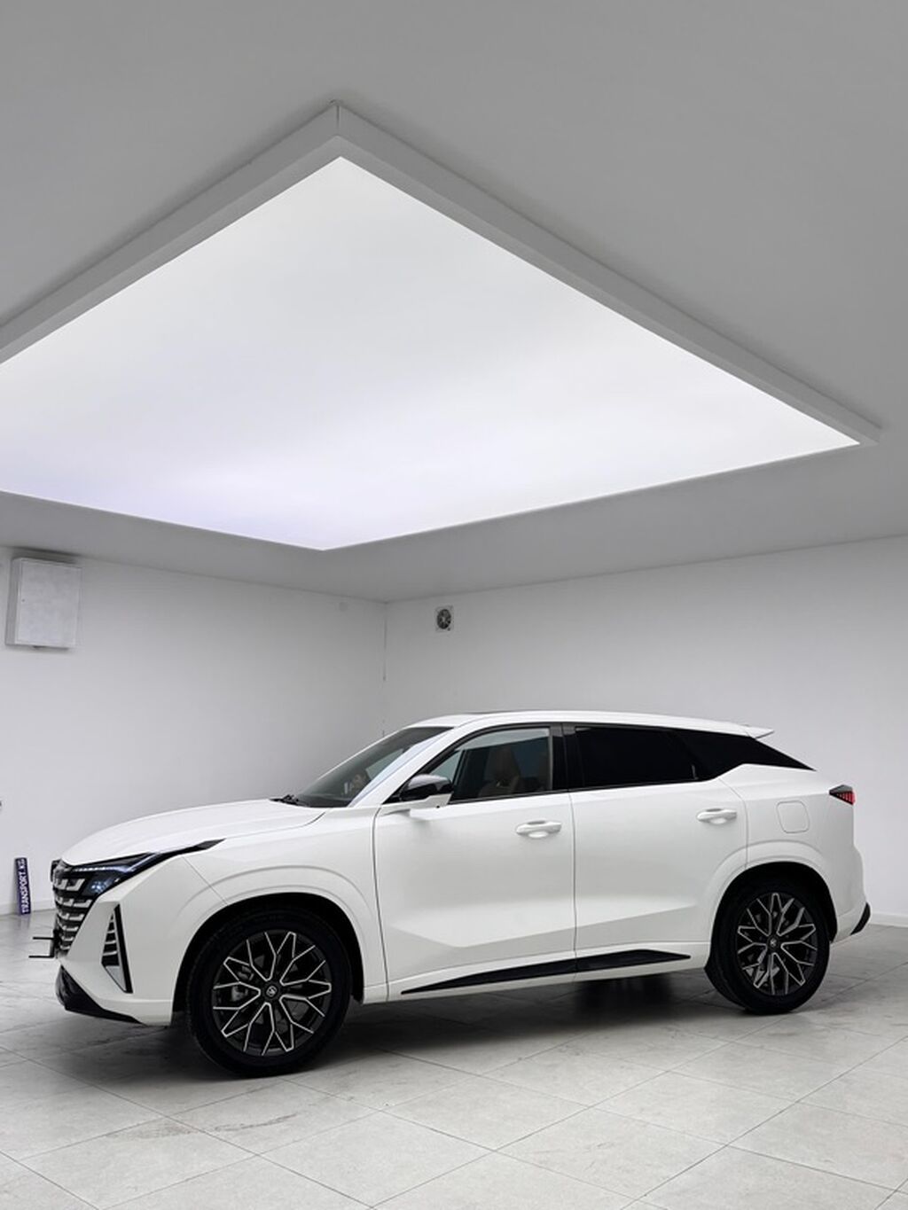 Changan Uni-K: 2025 г., 1.5 л, Автомат, Бензин, Кроссовер: фото 4
