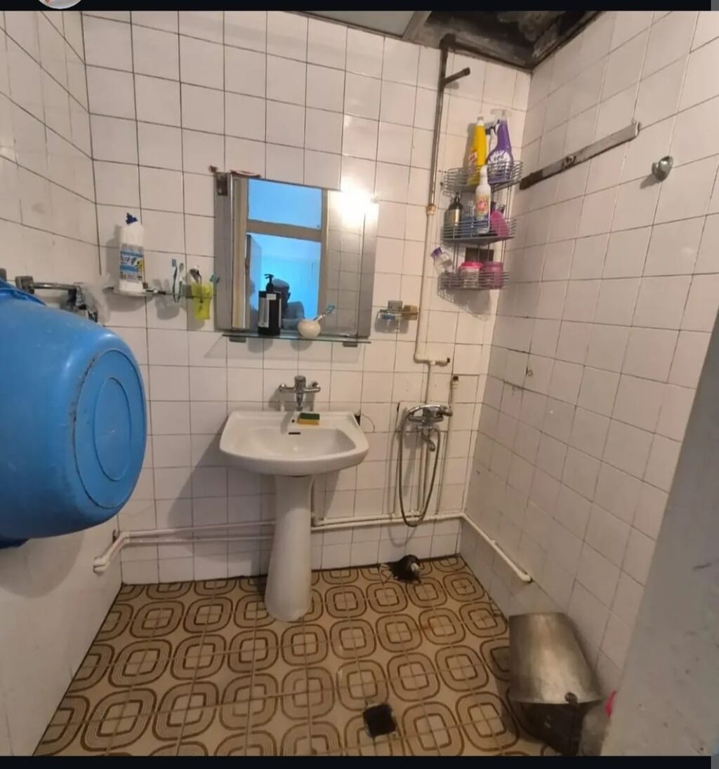 Saray, 3 otaqlı, Köhnə tikili, 67 kv. m