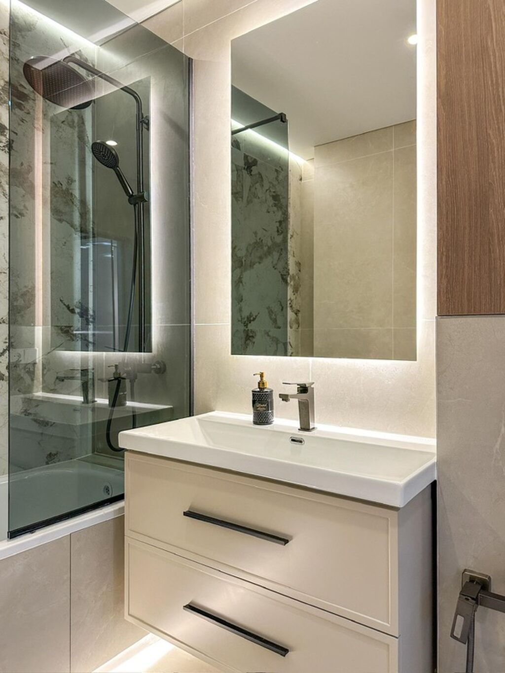 2 комнаты, 55 м², Элитка, 6 этаж, Дизайнерский ремонт: фото 5