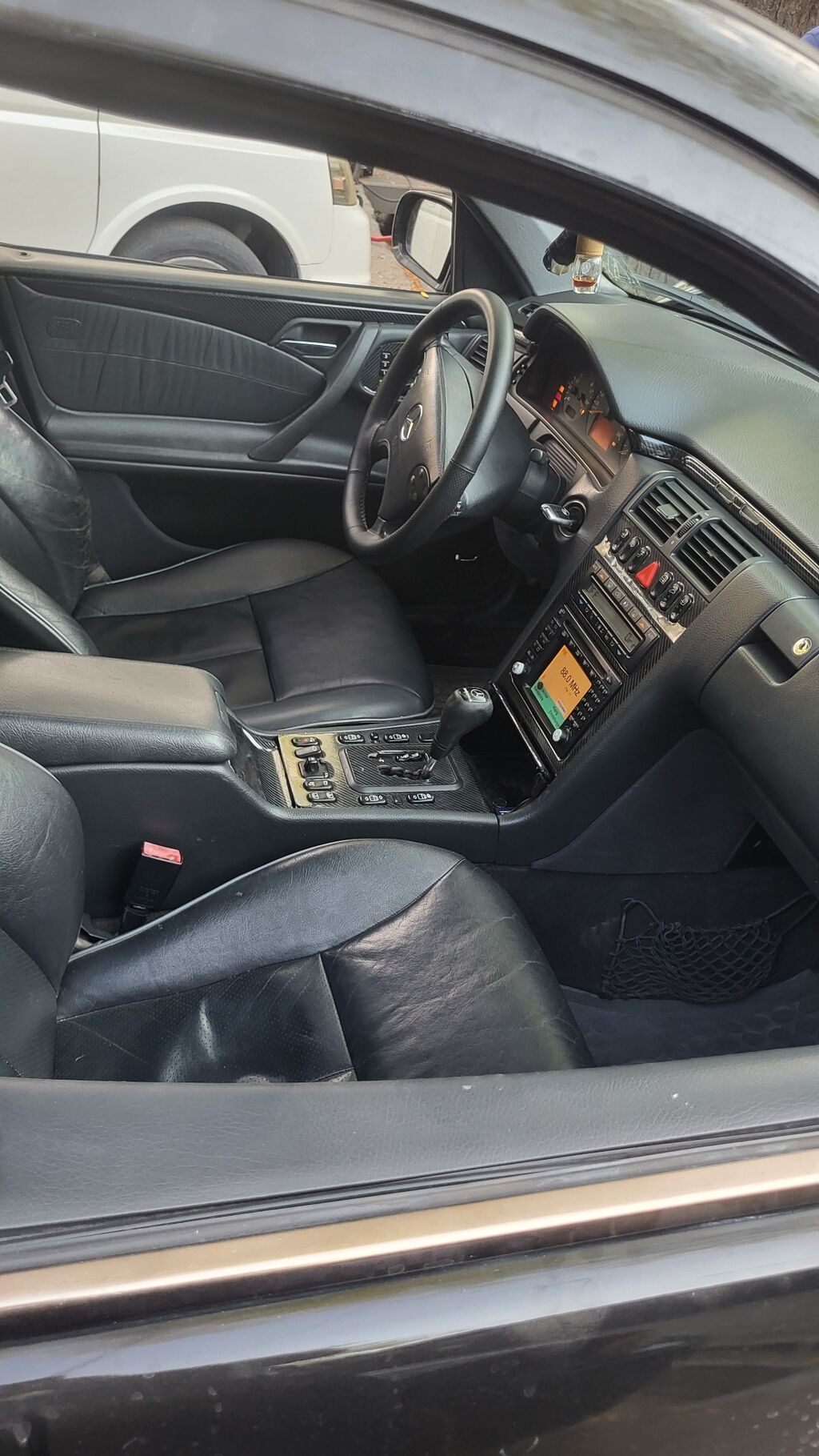 Mercedes-Benz E-Class: 2000 г., 4.3 л, Автомат, Бензин, Седан: фото 6