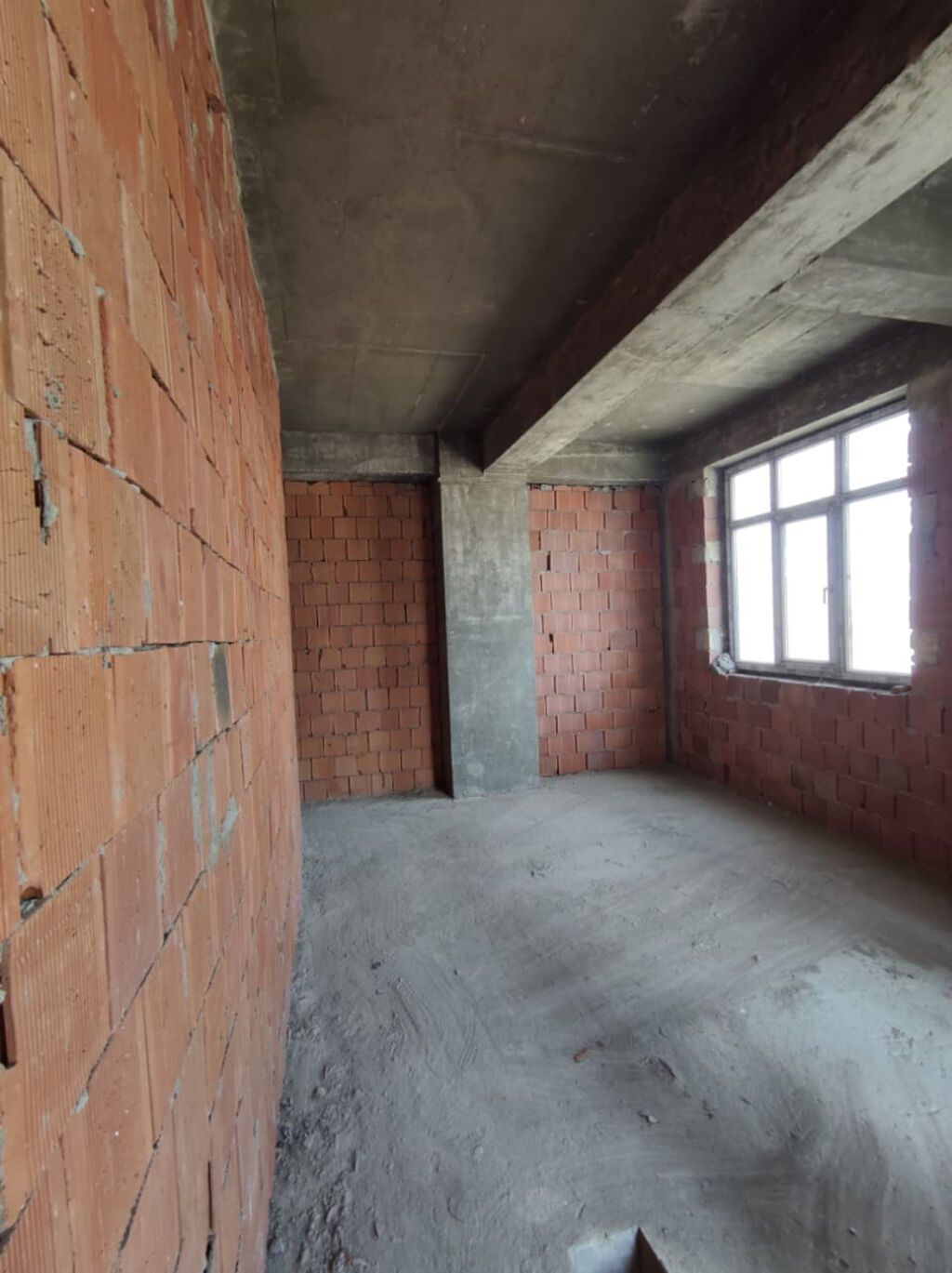 4 otaqlı, Yeni tikili, 164 kv. m
