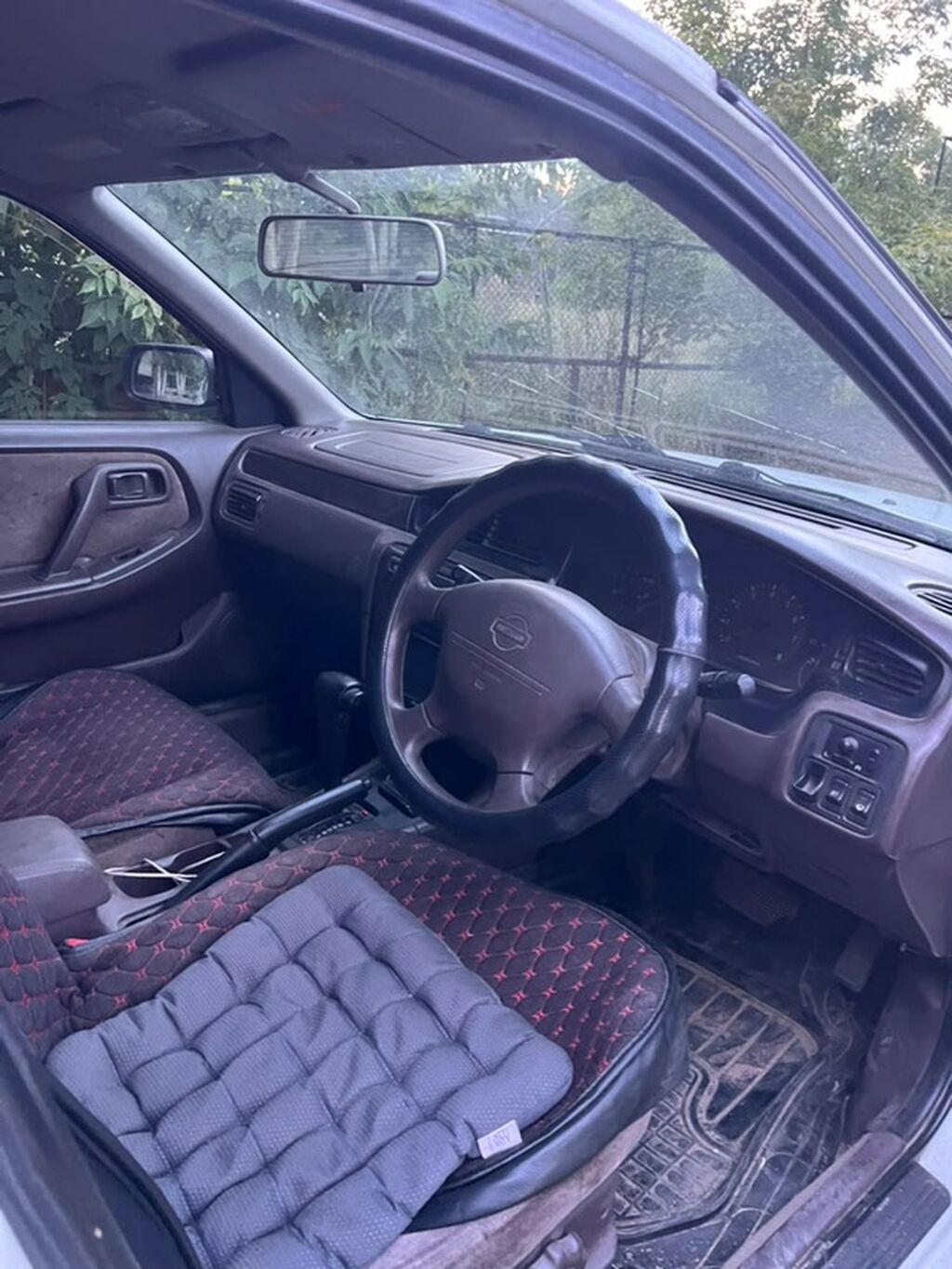 Nissan Bluebird: 2000 г., 1.8 л, Автомат, Седан: фото 4